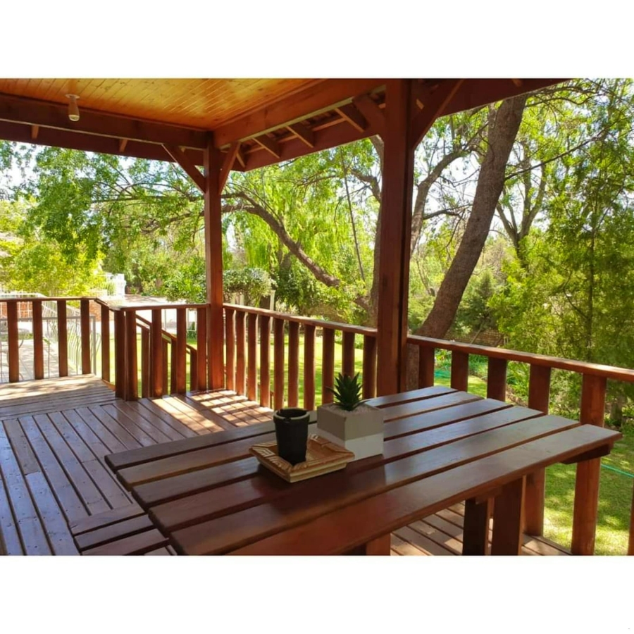 10 Bedroom Property for Sale in Warrenton Northern Cape